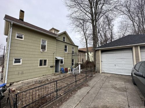 51 Division St, Norwich CT  06360-4629 exterior