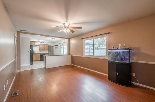 1815 Nebraska Dr, Xenia OH  45385-4841 exterior