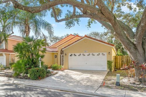 1031 Siena Oaks Cir, West Palm Beach, FL 33410-5122