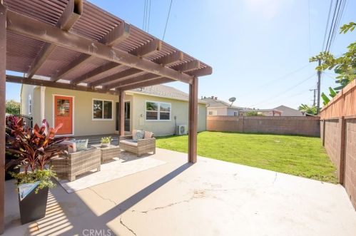 15407 Elmcroft Ave, Norwalk CA  90650-6242 exterior