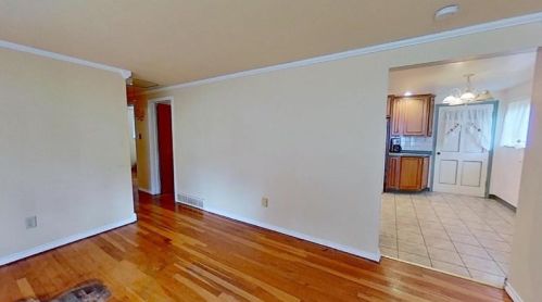 210 Northmont Dr, Verona PA  15147-2950 exterior