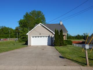 276 Short St, Clarksville, TN 37042-1300