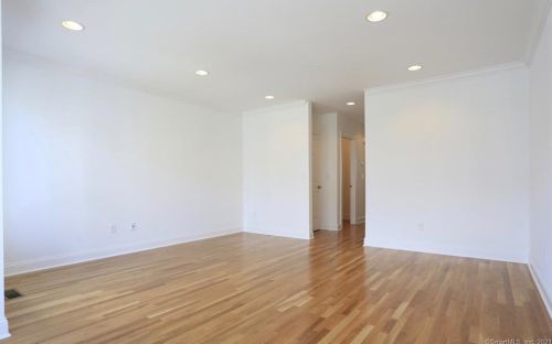 519 Copper Square Dr, Bethel, CT 06801