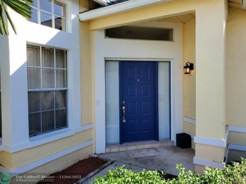 5120 Foxhall Pl, West Palm Beach, FL 33417-8131