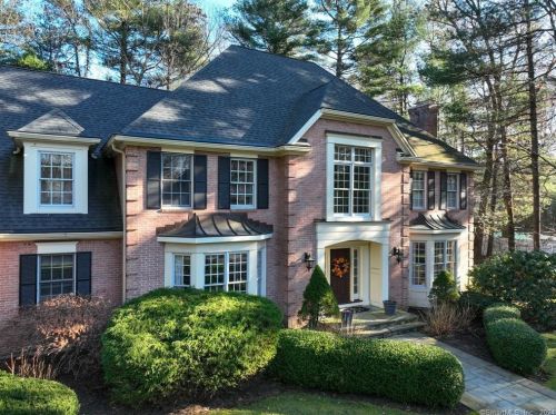 6 Townsend Rd, Farmington CT  06032-1569 exterior