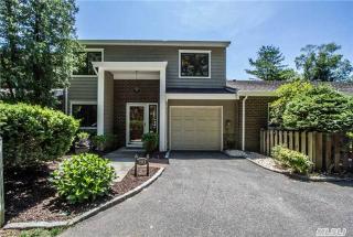 203 Otis Ln, Bayshore, NY 11706-7732