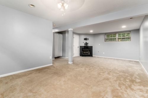 306 Preswicke Ml, Blacklick OH  43004-8462 exterior