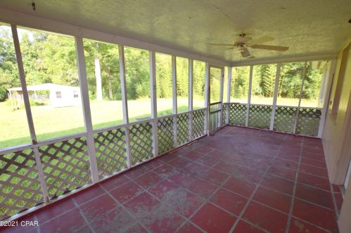 5263 Cotton St, Graceville FL  32440-2533 exterior