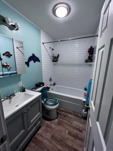 8383 Cheviot Rd, Cincinnati OH  45247-3803 exterior