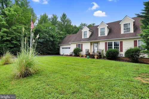 2922 Independence Dr, Montross VA  22520-8844 exterior