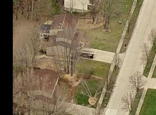 4610 Pine Ridge Dr, Cuyahoga Falls, OH 44224-1161