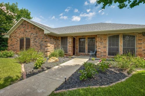 115 Windsor Dr, St Paul, TX 75098-4515
