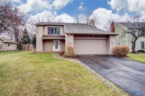 2329 Glenrose Ln, Maumee, OH 43537-1112