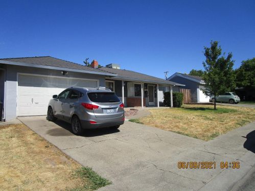 6328 Claussen Way, North Highlands, CA 95660-4342