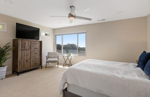 3136 Geronimo Ave, San Diego CA 92117-6244 exterior