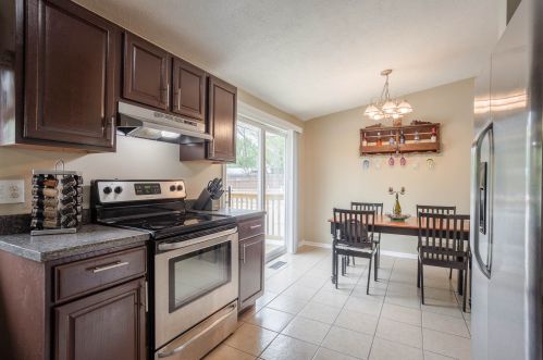 6025 Spicewood Ave, Florence KY  41042-1328 exterior