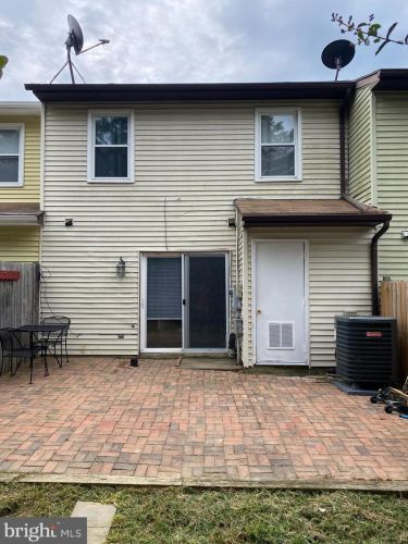 5241 Daffodil Dr, Fredericksburg VA  22407-1457 exterior