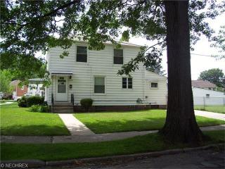 3420 144 St, Cleveland OH  44120-4811 exterior