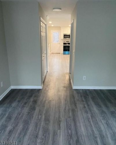 18 Berry Ln, West Milford NJ  07480-3632 exterior