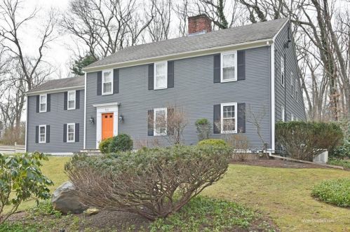 50 Bow St, Warwick, RI 02818-2219