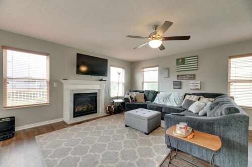 1304 Autumnview Dr, Stonelick, OH 45103-2799