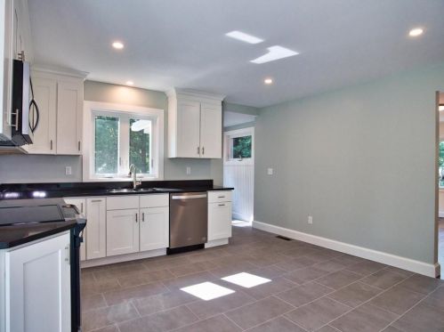 39 Cala Ave, Tiverton RI  02878-3214 exterior
