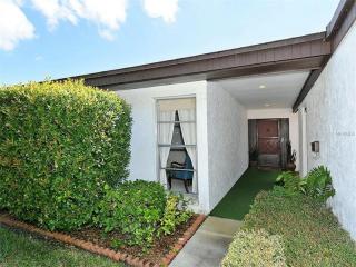 3514 Auburn Ct, Sarasota, FL 34231-8234