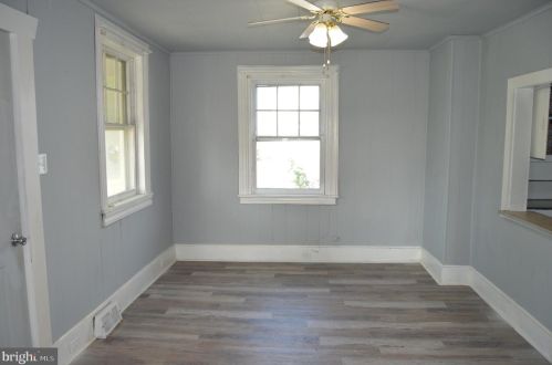 2161 Newville Rd, Carlisle PA  17015-7747 exterior