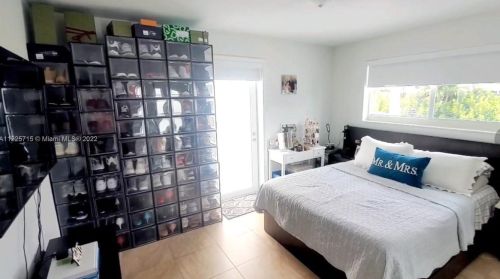 6900 3rd St, Hollywood FL  33023-1112 exterior