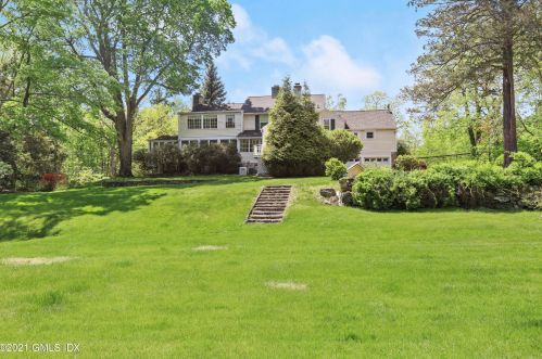 887 Westover Rd, Stamford, CT 06902-1335
