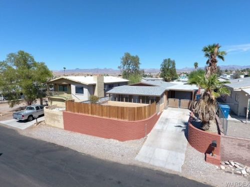 1394 Lincoln Ln, Bullhead City, AZ 86442-6737