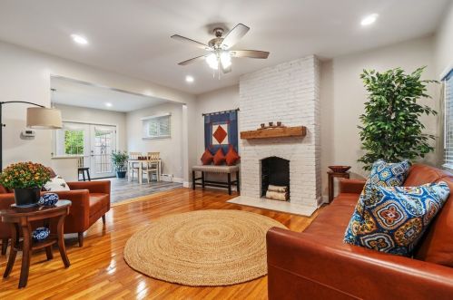 2871 Fernwald Rd, Pittsburgh PA  15217-3148 exterior