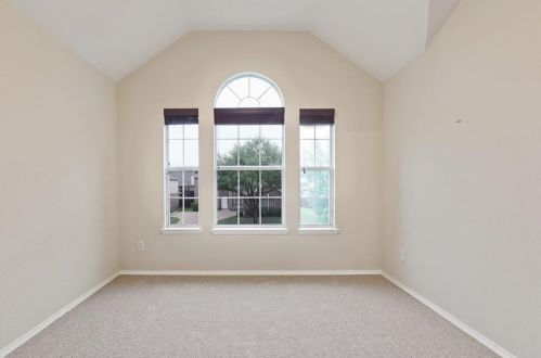 210 Forestridge Dr, Midlothian TX  76063-8805 exterior