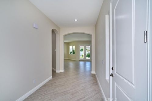 1594 Tanglewood Ct, Beaumont CA  92223-8540 exterior