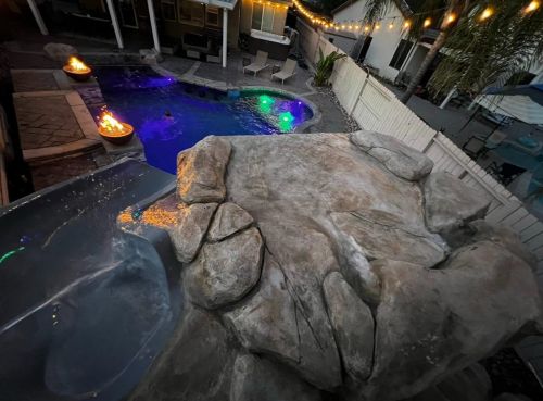 1305 Oak Leaf Cir, Valley Home CA 95361-2769 exterior