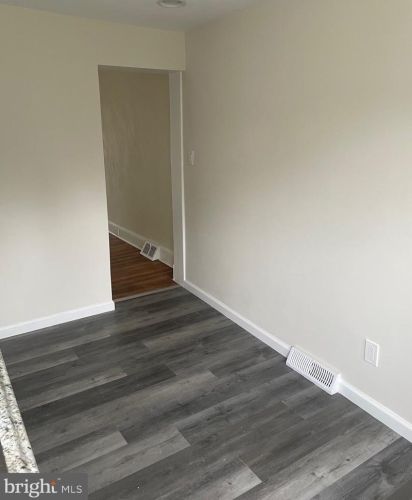 1341 Chestnut St, Wilmington, DE 19805-3960