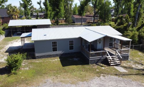 4817 Orange Ave, Youngstown, FL 32466-2679