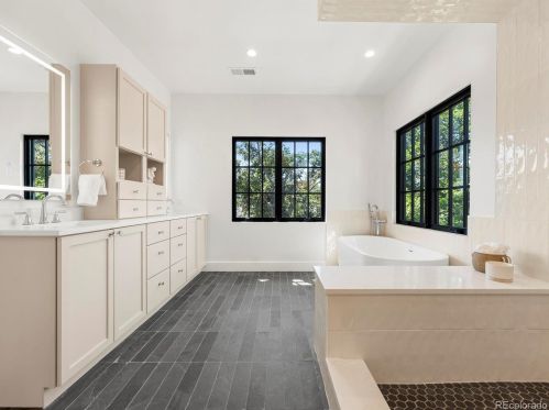 1060 Steele St, Denver CO  80206-3420 exterior