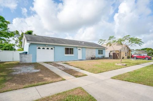 940 Arizona Woods Ln, Orlando, FL 32824-8806