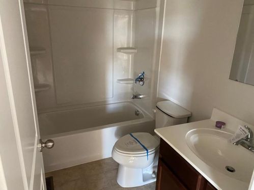 120 Leslie Farms Dr, Evans City PA  16033-4722 exterior