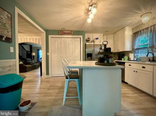 127 Dorman St, Harrington DE  19952-1048 exterior