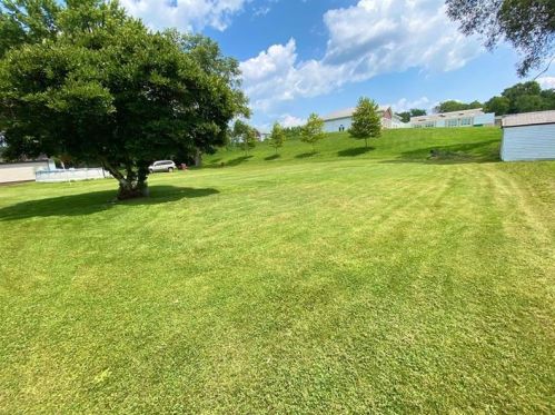 106 Scott St, New Castle PA  16101-3325 exterior