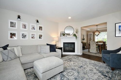 203 Northglen Ct, Gibsonia PA  15044-8051 exterior