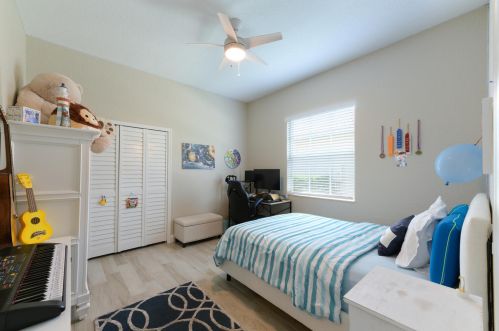 112 Via Santa Cruz, Jupiter FL  33458-6929 exterior