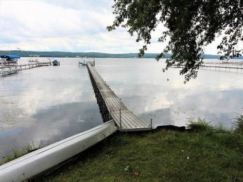4386 Canterbury Dr, Mayville, NY 14757-9413