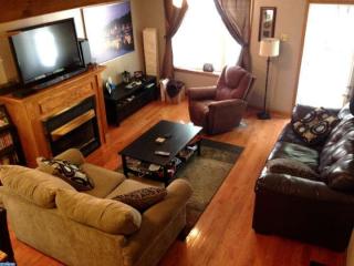 4434 Silverwood St, Philadelphia PA  19127-1329 exterior