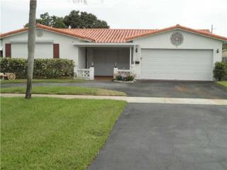 5520 Arthur St, Hollywood FL  33021-4608 exterior