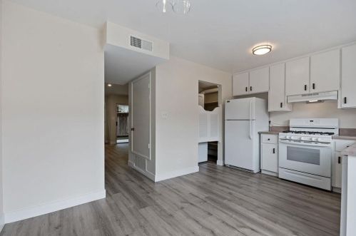 1199 Oddstad Blvd, Pacifica CA  94044-3850 exterior