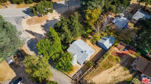 39144 Calle Del Sur, Santa Clarita CA  91390-1006 exterior