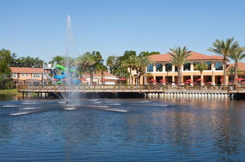 2736 Coupe St, Kissimmee FL  34746-7120 exterior